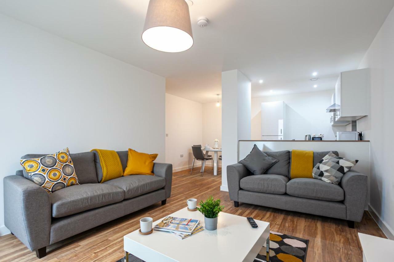 X1 Apartments Salford Quays ภายนอก รูปภาพ